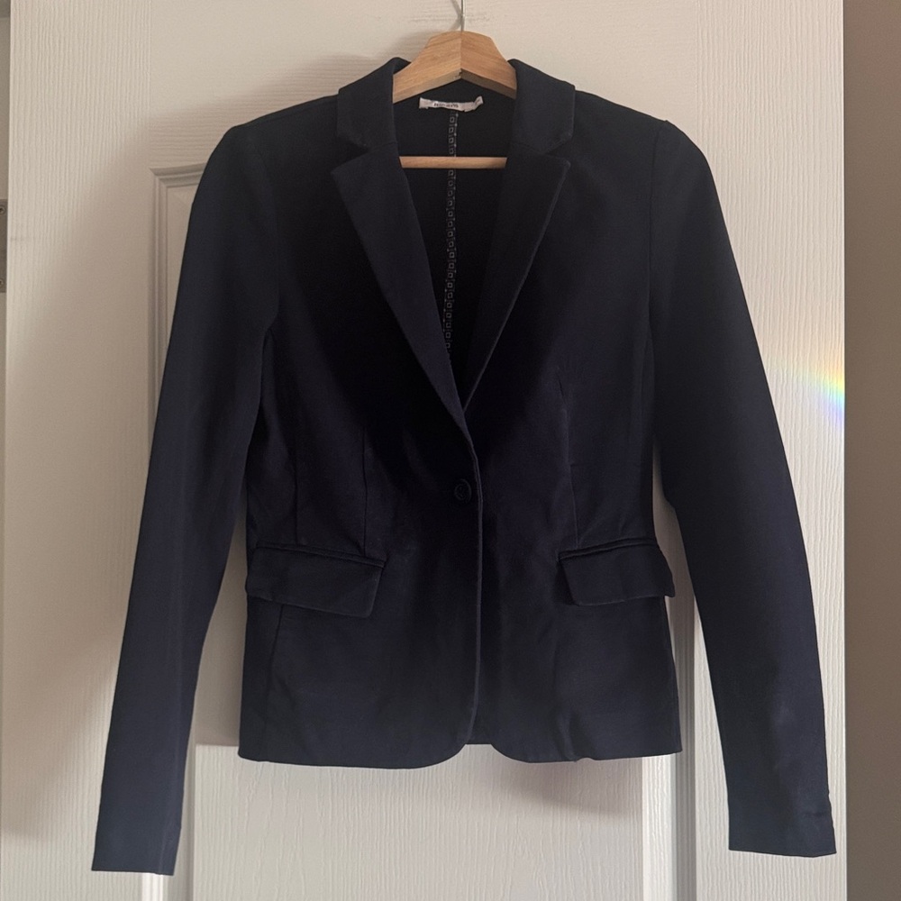 Ricki's Navy Tailored Women's Blazer - Single-Button Notch Lapel
